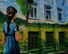 Картина з нагадуванням про безпеку - у Запоріжжі з&#039;явився новий мурал (фото)