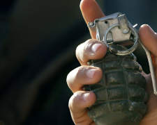 Вибух біля будинку в Запоріжжі: військовий підірвав гранату в дворі (відео)