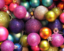 Як зберегти святкові іграшки для наступного року та зменшити сміття