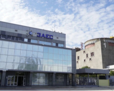 Локальне припинення вогню на Запоріжжі - фахівці розпочали відновлення ліній живлення ЗАЕС після блекауту (фото)