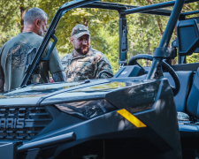 Вже понад 1350 автомобілів від &quot;Сталевого фронту&quot; допомагають військовим на передовій (відео)