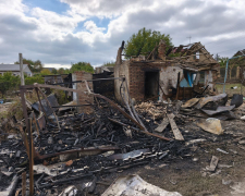 Руїни, згарища та вирви - у Запоріжжі екологи обстежили місця влучань російських ракет, бомб та безпілотників (фото)