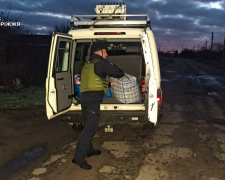 &quot;Поки чекав рятувальників, ворог обстрілював село двічі&quot; - із зони небезпеки в Запорізькій області вдалося вивезти двох людей (фото)