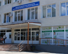 Медикаменти прострочені, ремонти переплачені - у запорізькій дитячій лікарні виявили порушення на пів мільярда гривень