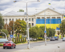 &quot;Перешкод дуже багато&quot; - Регіна Харченко розповіла, скільки МАФів та реклами прибрали з проспекту Соборного за рік