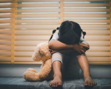 Торгівля дитиною та сексуальне насильство: на Запоріжжі правоохоронці викрили тяжкі злочини проти неповнолітніх  