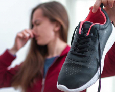 Як позбутися від неприємних запахів взуття – корисні поради
