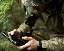 Запорізькі захисники врятували квадрокоптер, який приземлився на недосяжній території - відео