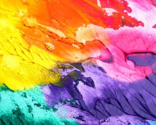 Яскраві кольори змінили обличчя &quot;хрущовки&quot; – у Запоріжжі створили сучасний мурал (фото)