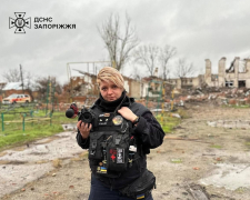 "Якщо чесно - страшно завжди, бо ніколи не знаєш, чи не повторить ворог удар" - запорізька режисерка змінила телебачення на ДСНС