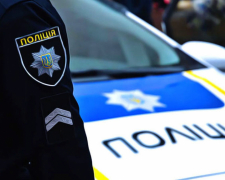 Не встиг далеко втекти - у Запоріжжі правоохоронці затримали чоловіка, який обманом заволодів телефоном (фото)