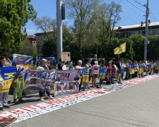 Акція на підтримку військовополонених у Запоріжжі. Фото: Стелла Орел