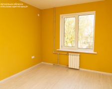 Неушкодженим у квартирі залишився санвузол та двері: запоріжці повертаються у відновлений будинок