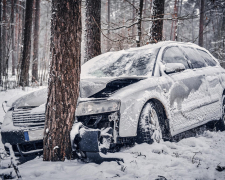 Що робити при заносі автомобіля взимку, щоб не потрапити у аварію