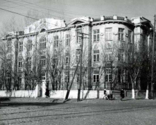 110 років тому в Запоріжжі побудували Земську лікарню: як сьогодні виглядає історична будівля