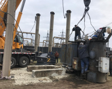 Після трьох днів роботи енергетиків: у Запоріжжі 47 тисяч родин залишилися без світла внаслідок обстрілу