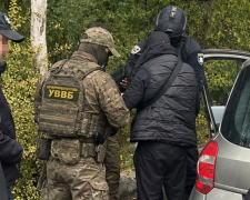 У Запоріжжі затримали мешканця Дніпра, який обіцяв переправляти чоловіків до Румунії в обхід прикордонних пунктів пропуску.