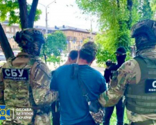 Медичні довідки на продаж - у Запоріжжі затримали &quot;турагента&quot; для ухилянтів