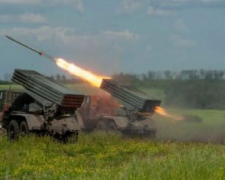 У Запорізькій області артилеристи ефектно знищили техніку рашистів - відео