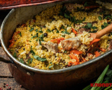 Чудовий варіант вечері - готуємо булгур з м’ясом та овочами за рецептом відомого шеф-кухаря