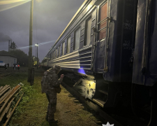 Надійшло повідомлення про мінування поїзда &quot;Чернівці - Запоріжжя&quot;: на місці працювала поліція (оновлено)