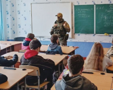 Грошей немає: вчителі на окупованій частині Запорізькій області залишились без виплат