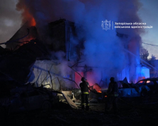 Поліція показала перші хвилини після авіаудару по Запоріжжю (відео)