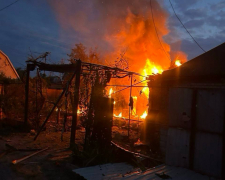 Наслідки ворожого удару по Запоріжжя, фото: ЗОВА