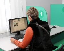 Викрили схему - в Запоріжжі інструктор з водіння пропонував “допомогу” з іспитом