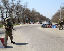Небезпечна знахідка: поблизу Запоріжжя затримали чоловіка з боєприпасами (фото)