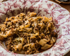 Оригінально - готуємо тушковану капусту з фаршем за турецьким рецептом