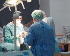 У мобільному госпіталі врятували бійця з проникаючим пораненням серця