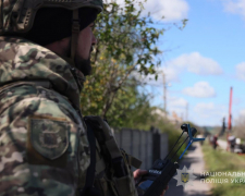 Поліція полює на ворожі дрони: як правоохоронці працюють у небезпечній громаді Запорізького району (відео, фото)