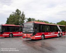 Десять тролейбусів та пів сотні автобусів – у Запоріжжі планують оновити муніципальний автопарк (фото, відео)