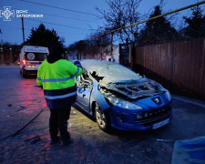 Російські військові атакували дроном автівку на Запоріжжі - є постраждалий (фото)