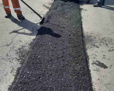 У чотирьох районах Запоріжжя ремонтують магістральні дороги - фото