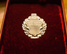 Президентські звання для жителів Запоріжжя: кого і за що нагородили у річницю Незалежності