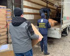 Контрафактні цигарки передали ЗСУ, фото: Запорізька обласна прокуратура