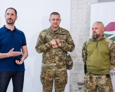 Заняття на воді, що допомагають ветеранам: у Запоріжжі підсумували рік роботи програми Метінвесту та Дениса Силантьєва «Вільні хвилі»