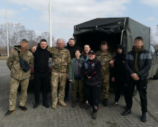 Під гаслом допомоги: молоді запорізькі металурги продовжують підтримувати українців