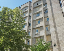 У Запоріжжі волонтери відновили корпуси медичного університету, пошкоджені під час ворожого обстрілу (фото)