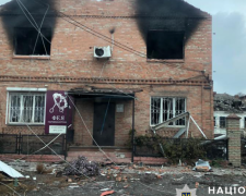 Російські військові нещадно обстрілюють міста і села Пологівського району - фото