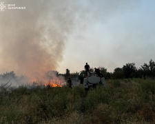 На Хортиці сталась масштабна пожежа, яку бачили багато містян - ведеться розслідування (фото)