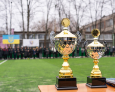 У Запоріжжі відкрили оновлений футбольний майданчик - фото