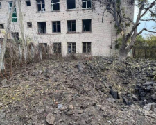 Як виглядає селище в Запорізькому районі після ранкових ракетних ударів - фото