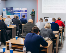 Технології для підтримки промисловості під час війни: як Метінвест Політехніка представила проєкти на міжнародній конференції в Дніпрі