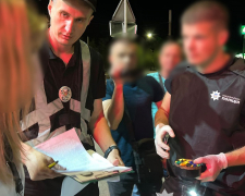 Наркобізнес у камуфляжі - у Запоріжжі судитимуть дилерів, які маскувалися під силовиків (фото)