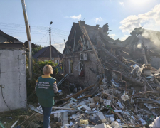 Зруйновані та пошкоджені домівки - екоінспектори обстежили місце ворожого обстрілу у Запоріжжі