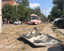 Наслідки однієї з ворожих атак по Запоріжжю, фото ЗОВА