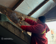 У Запоріжжі відновили понад 26 тисяч квадратних метрів покрівель, зруйнованих обстрілами